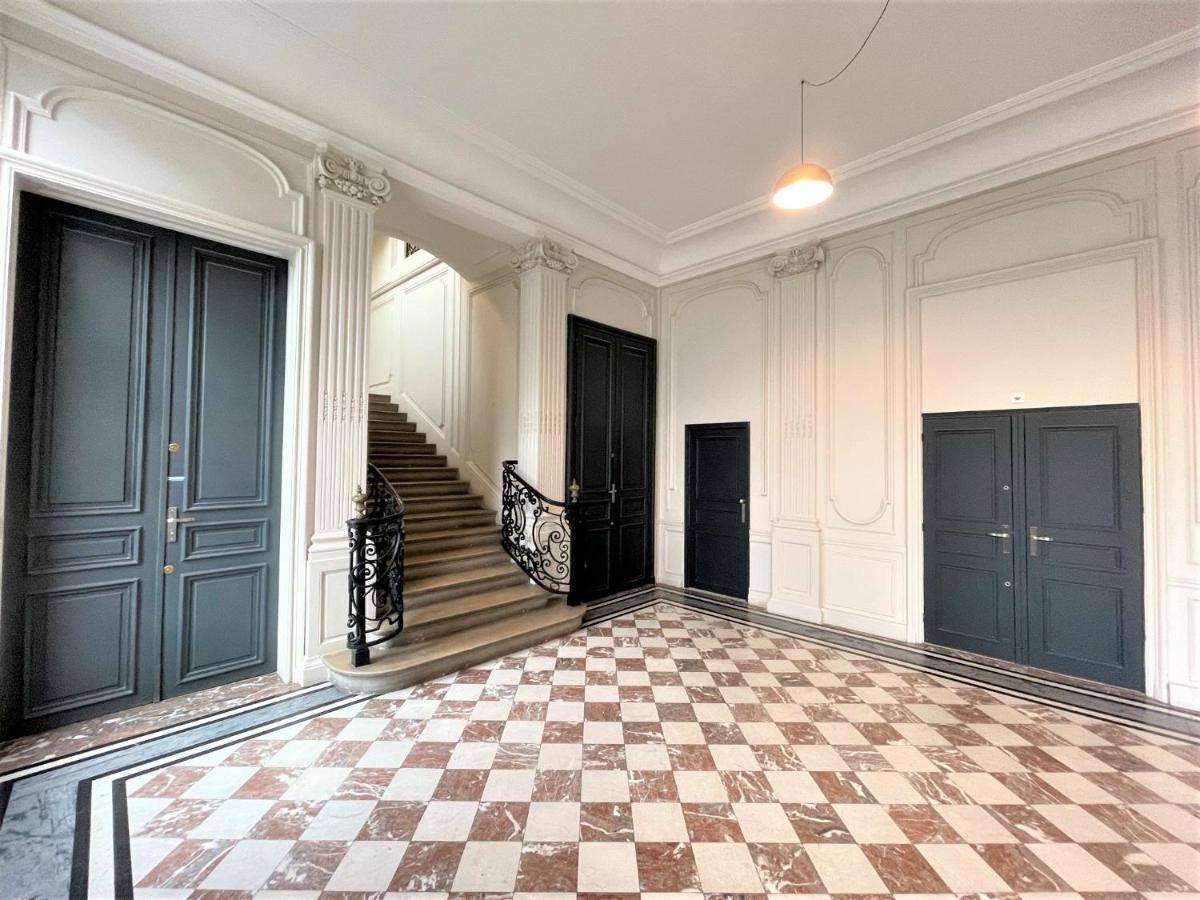 Aux Clefs Des Sacres - Dans Un Hotel Particulier Situe Rue Du Marc - Reims - Hyper Centre Forum Mairie Boulingrin Exteriör bild